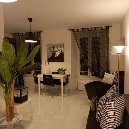 Violet Apartment Комо Экстерьер фото